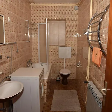 Apartment Tetic
