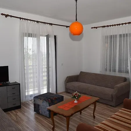 Tetic Sveti Filip i Jakov