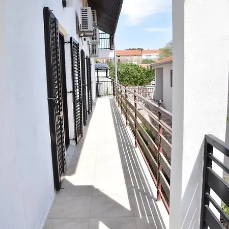 Apartment Tetic Sveti Filip i Jakov