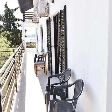 Apartment Tetic *