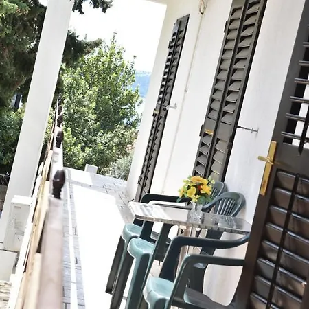 Tetic Apartment