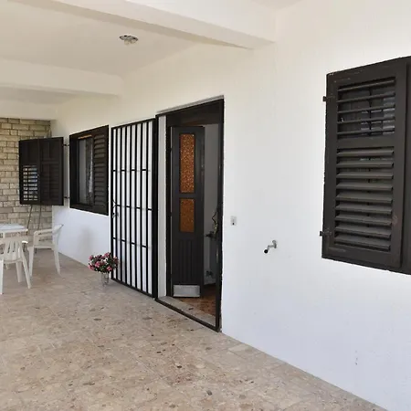 Apartment Tetic