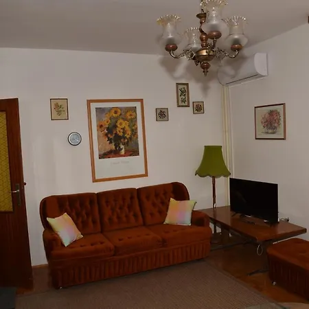 아파트 Tetic